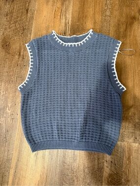 JESSICA SIMPSON knit vest